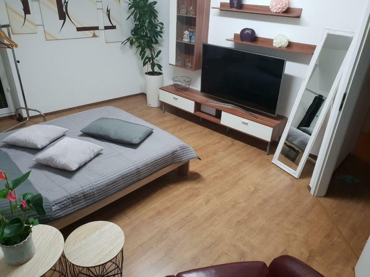 Gemuetliches Zimmer Mit Eigenem Bad/Wc/Kueche 카셀 외부 사진